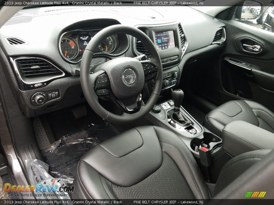 2019 Jeep Cherokee Latitude Plus 4x4 Granite Crystal Metallic / Black Photo #7