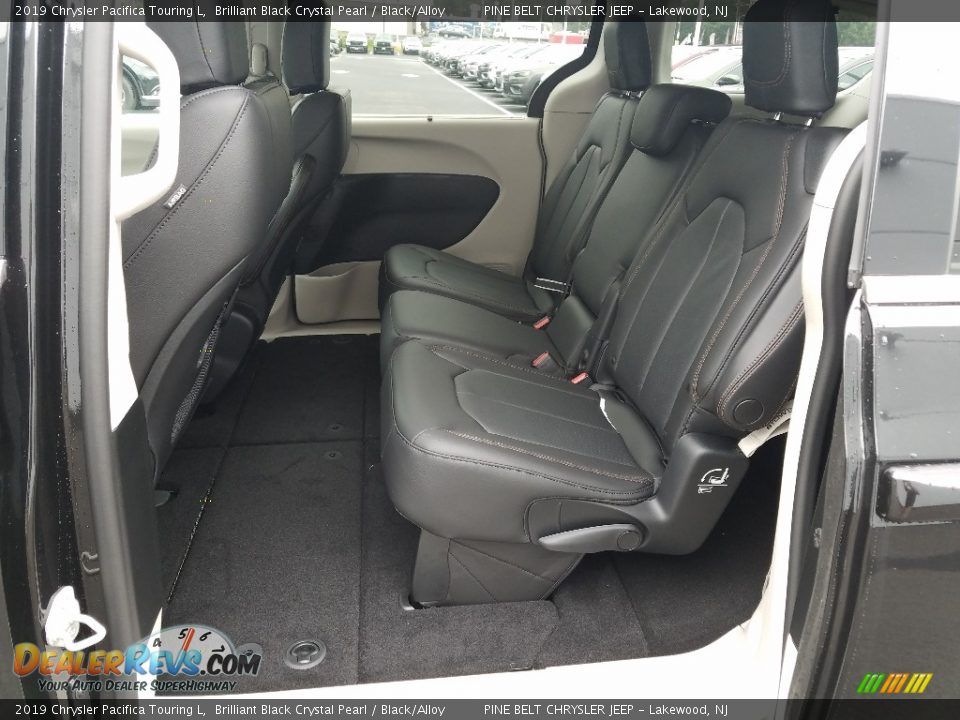 Rear Seat of 2019 Chrysler Pacifica Touring L Photo #8