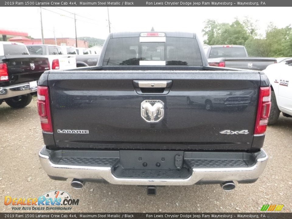2019 Ram 1500 Laramie Crew Cab 4x4 Maximum Steel Metallic / Black Photo #4