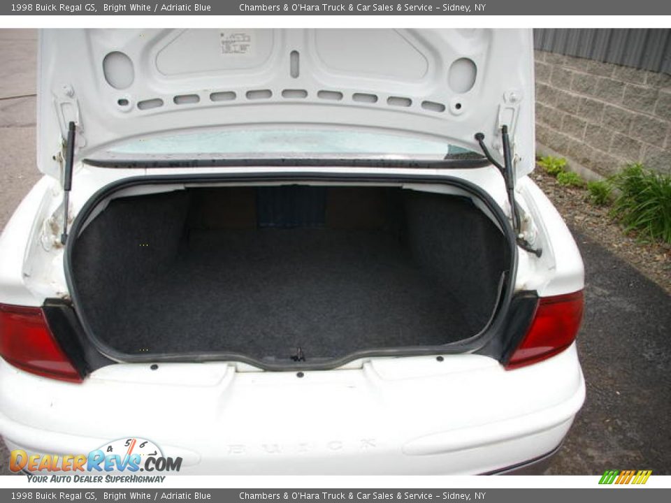 1998 Buick Regal GS Bright White / Adriatic Blue Photo #11