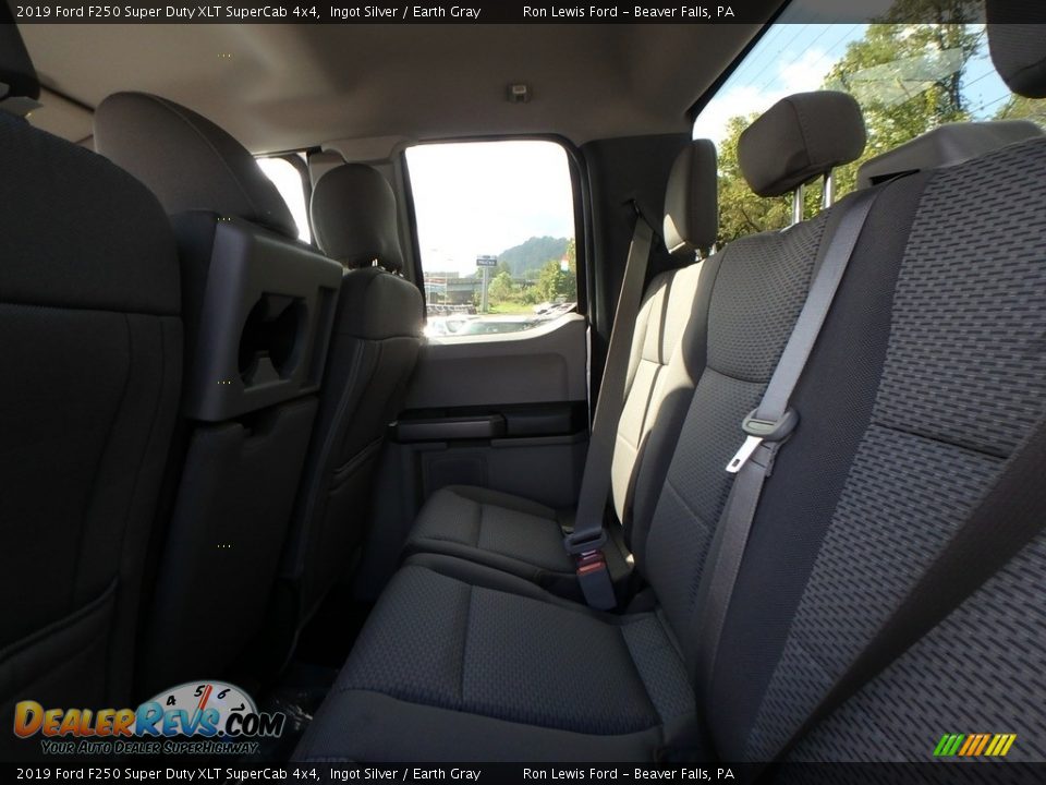 2019 Ford F250 Super Duty XLT SuperCab 4x4 Ingot Silver / Earth Gray Photo #12