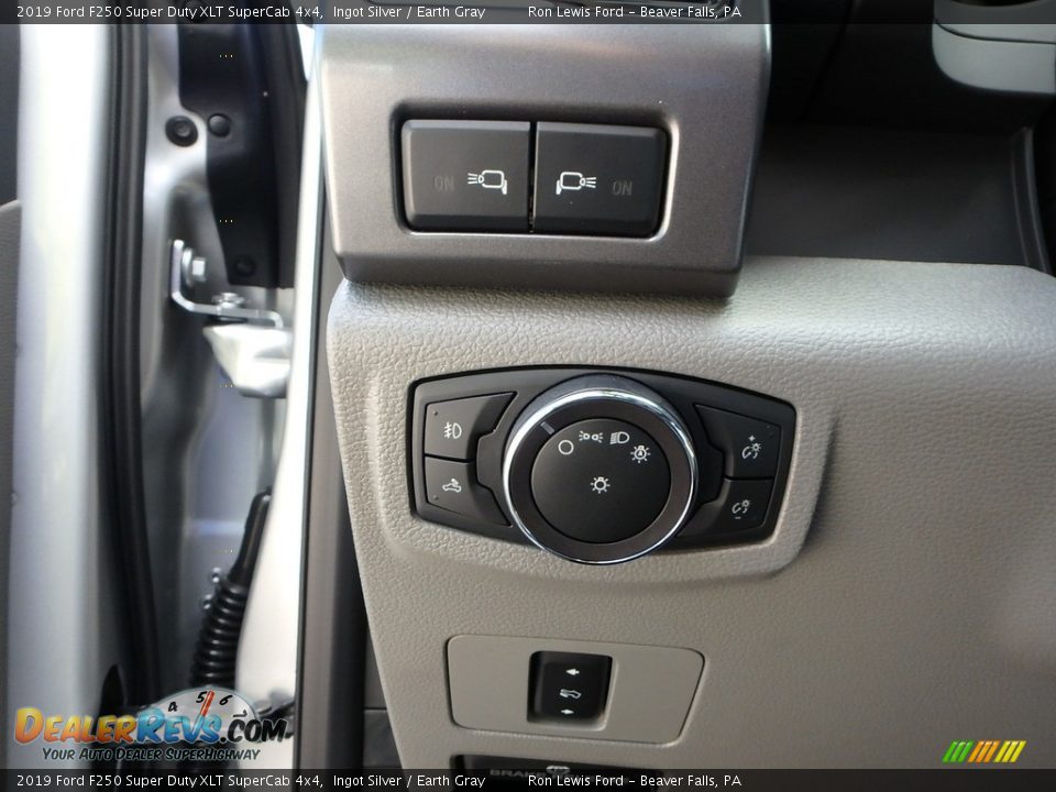 2019 Ford F250 Super Duty XLT SuperCab 4x4 Ingot Silver / Earth Gray Photo #16