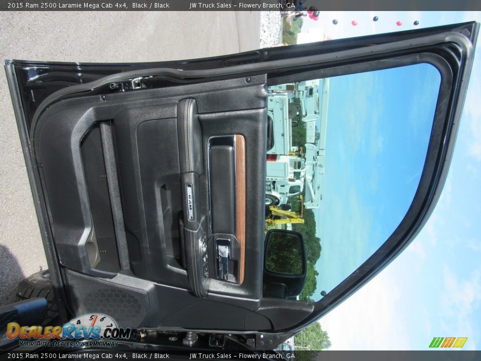 2015 Ram 2500 Laramie Mega Cab 4x4 Black / Black Photo #24