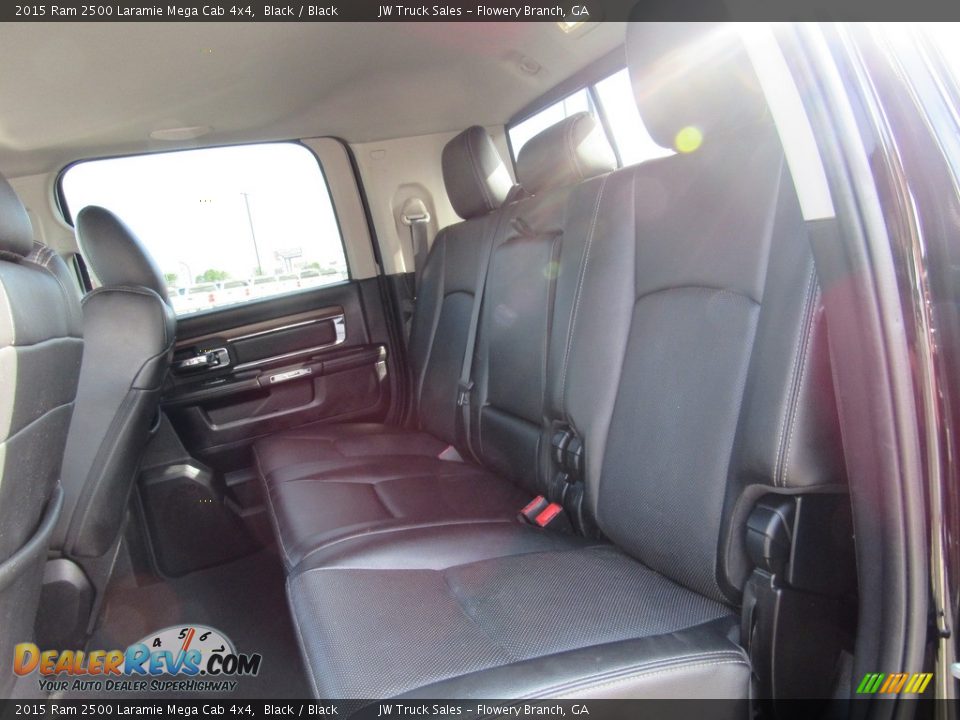 2015 Ram 2500 Laramie Mega Cab 4x4 Black / Black Photo #28