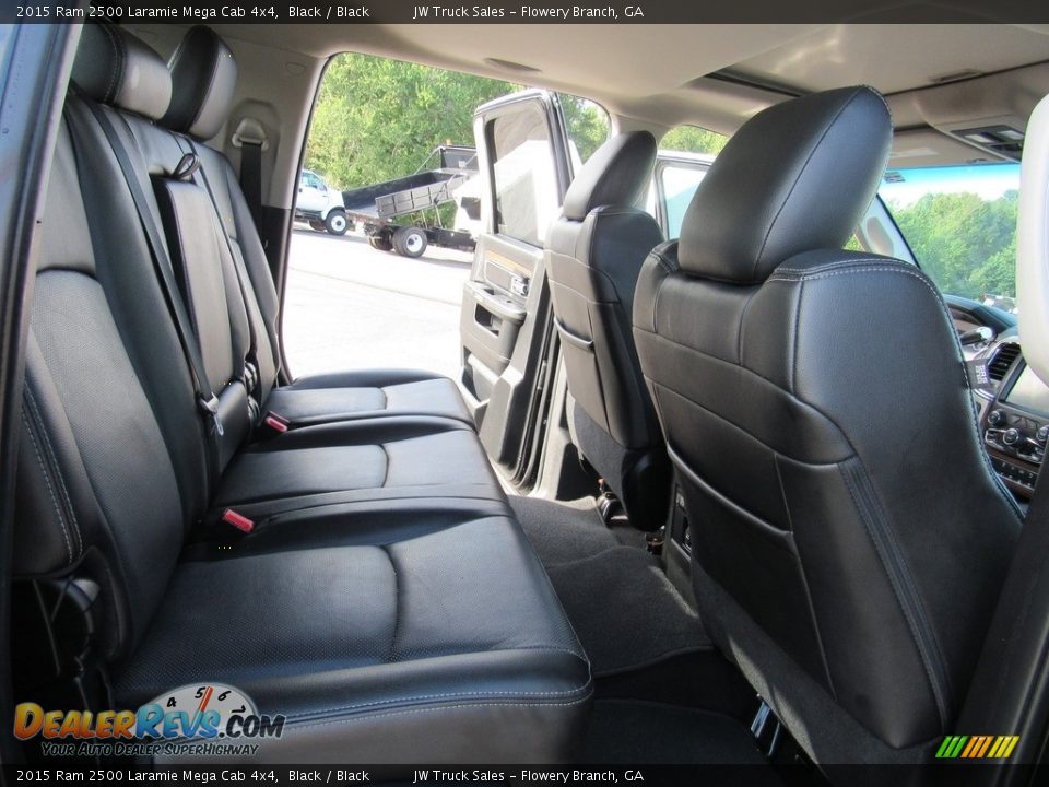 2015 Ram 2500 Laramie Mega Cab 4x4 Black / Black Photo #33