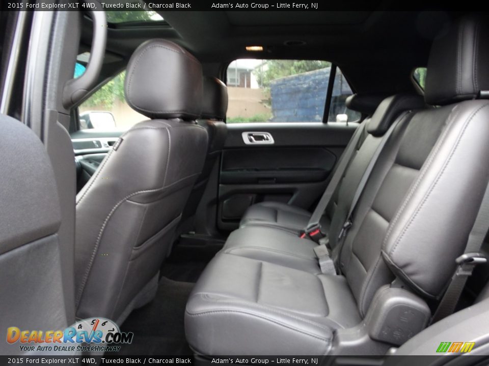 2015 Ford Explorer XLT 4WD Tuxedo Black / Charcoal Black Photo #14