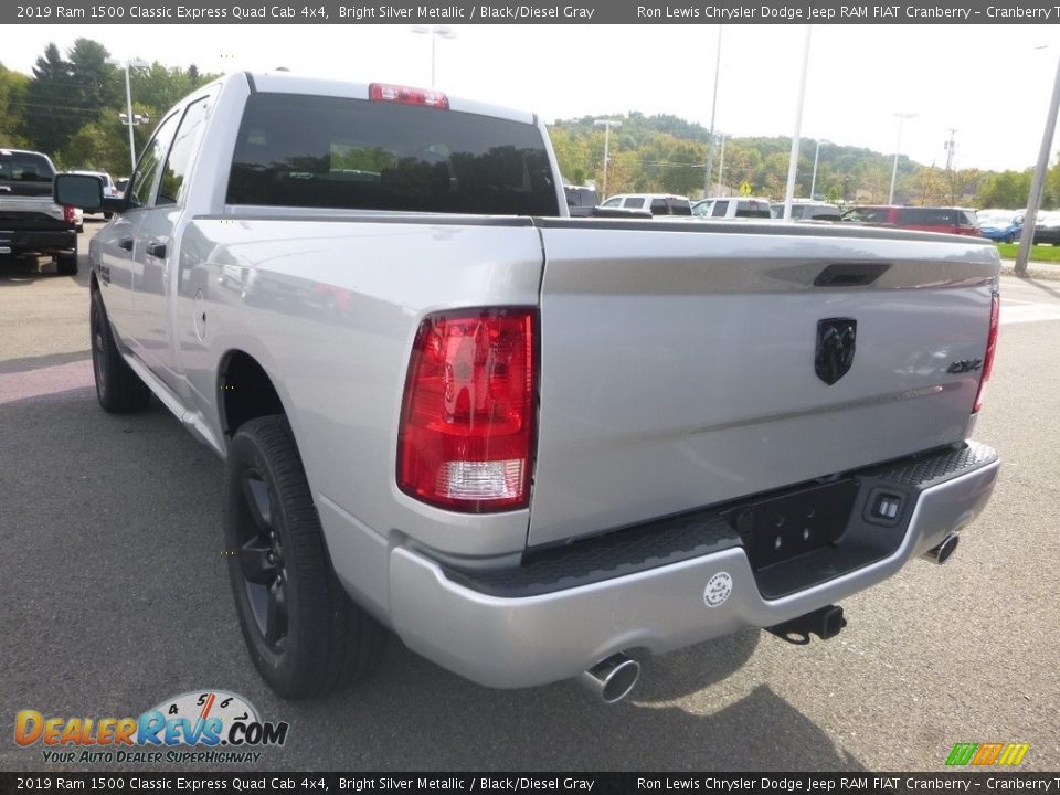 2019 Ram 1500 Classic Express Quad Cab 4x4 Bright Silver Metallic / Black/Diesel Gray Photo #3
