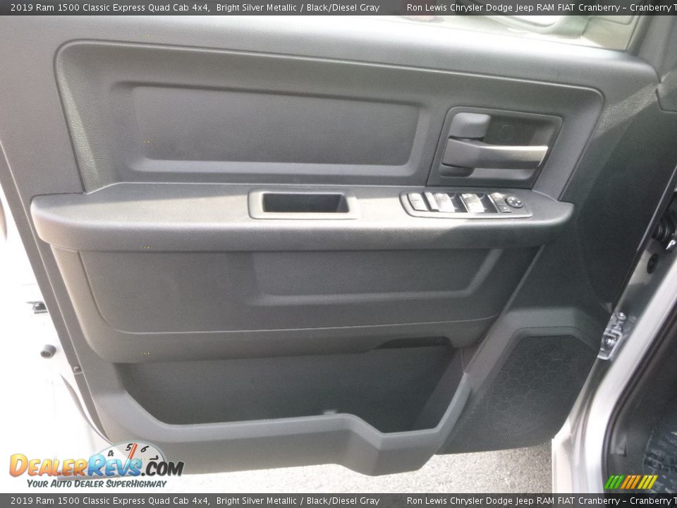 2019 Ram 1500 Classic Express Quad Cab 4x4 Bright Silver Metallic / Black/Diesel Gray Photo #14