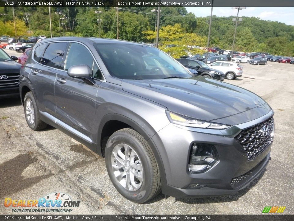 Front 3/4 View of 2019 Hyundai Santa Fe SEL AWD Photo #3