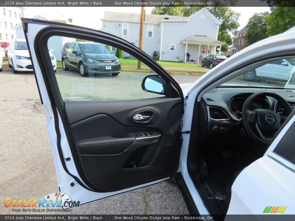 2019 Jeep Cherokee Limited 4x4 Bright White / Black Photo #16