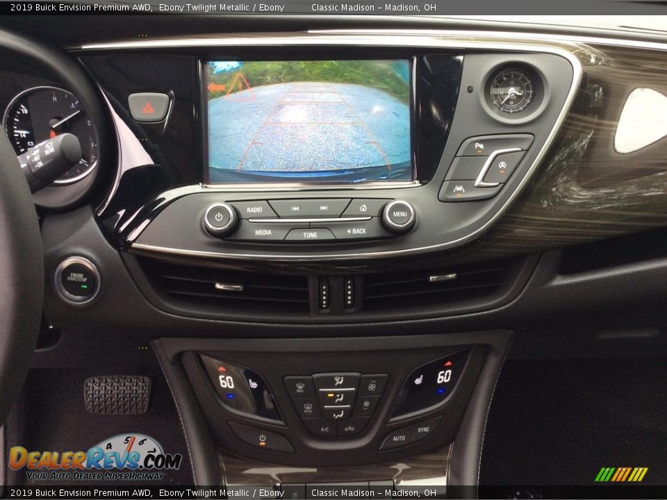 Controls of 2019 Buick Envision Premium AWD Photo #15