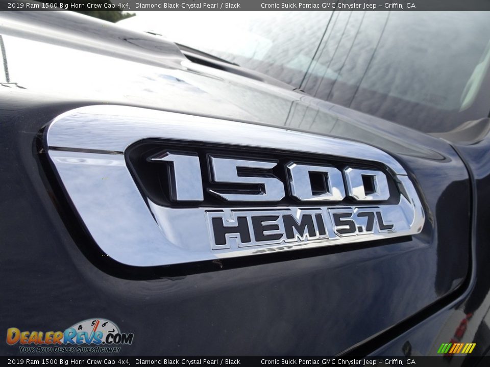 2019 Ram 1500 Big Horn Crew Cab 4x4 Diamond Black Crystal Pearl / Black Photo #9