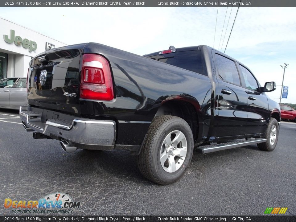 2019 Ram 1500 Big Horn Crew Cab 4x4 Diamond Black Crystal Pearl / Black Photo #11