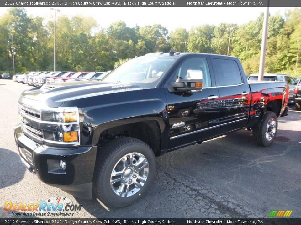 Front 3/4 View of 2019 Chevrolet Silverado 2500HD High Country Crew Cab 4WD Photo #1