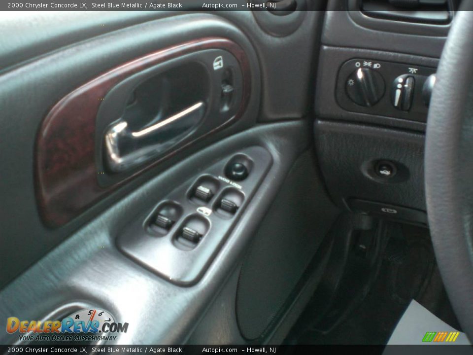 2000 Chrysler Concorde LX Steel Blue Metallic / Agate Black Photo #15