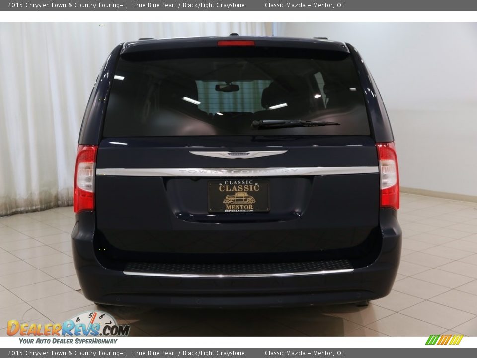 2015 Chrysler Town & Country Touring-L True Blue Pearl / Black/Light Graystone Photo #30