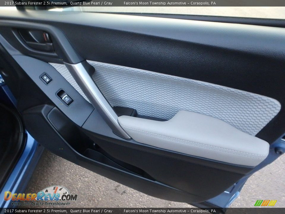 2017 Subaru Forester 2.5i Premium Quartz Blue Pearl / Gray Photo #13