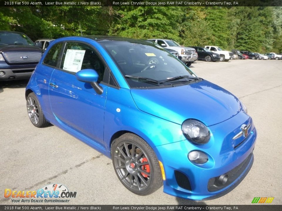 Front 3/4 View of 2018 Fiat 500 Abarth Photo #7