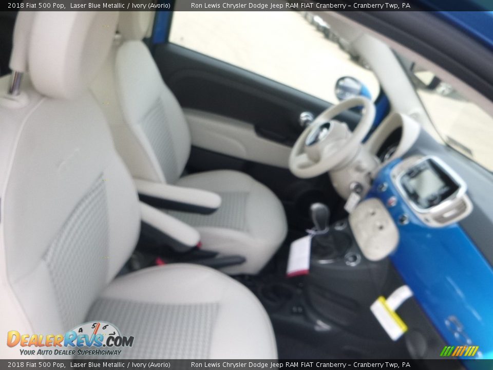 2018 Fiat 500 Pop Laser Blue Metallic / Ivory (Avorio) Photo #10