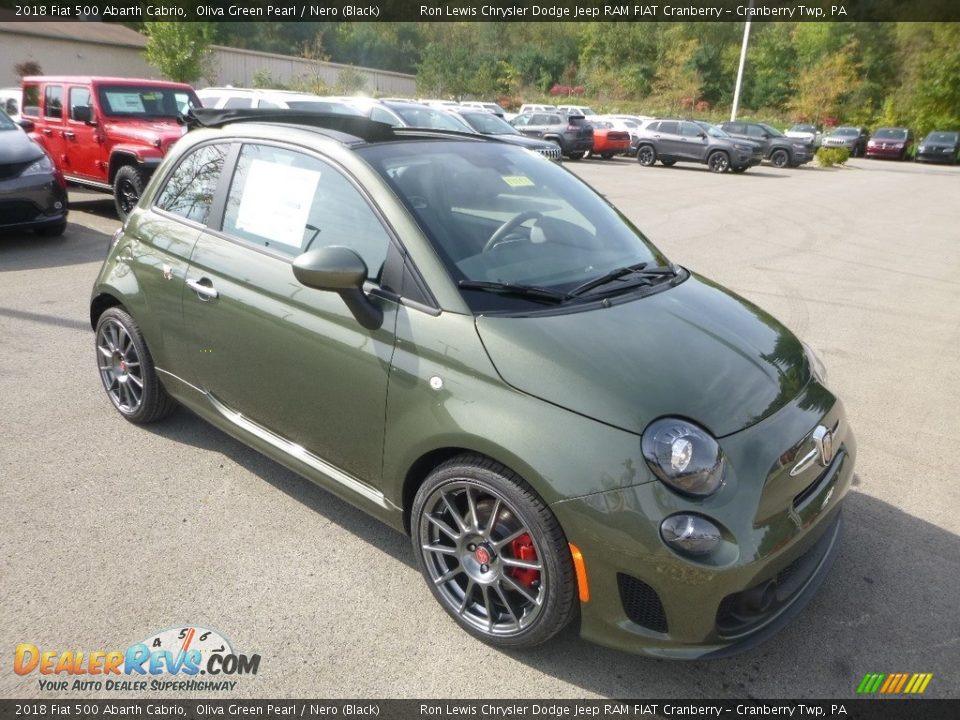 Front 3/4 View of 2018 Fiat 500 Abarth Cabrio Photo #7