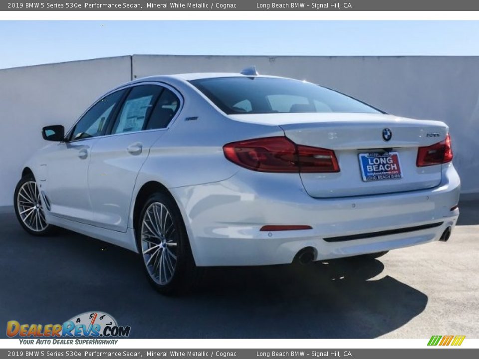 2019 BMW 5 Series 530e iPerformance Sedan Mineral White Metallic / Cognac Photo #2