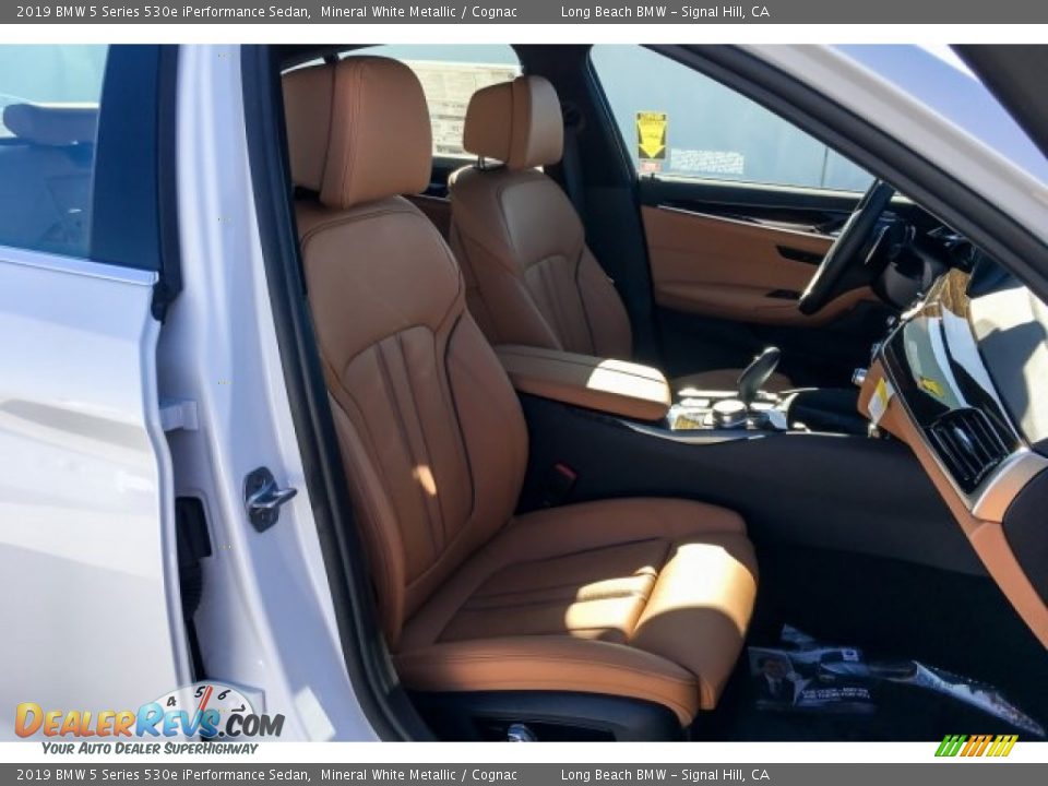 2019 BMW 5 Series 530e iPerformance Sedan Mineral White Metallic / Cognac Photo #5
