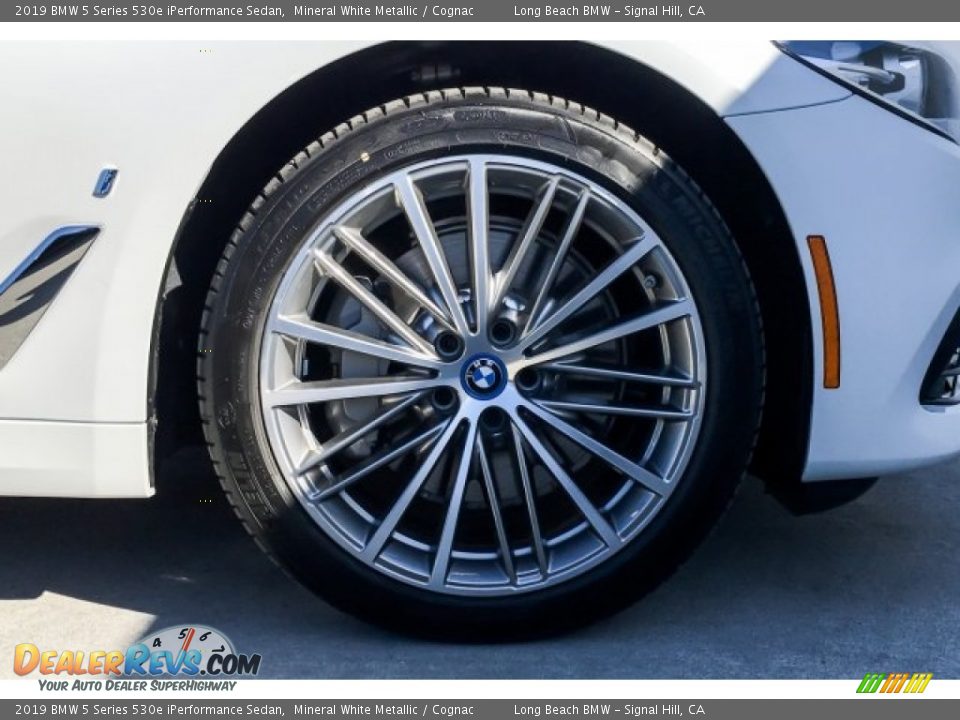 2019 BMW 5 Series 530e iPerformance Sedan Wheel Photo #9