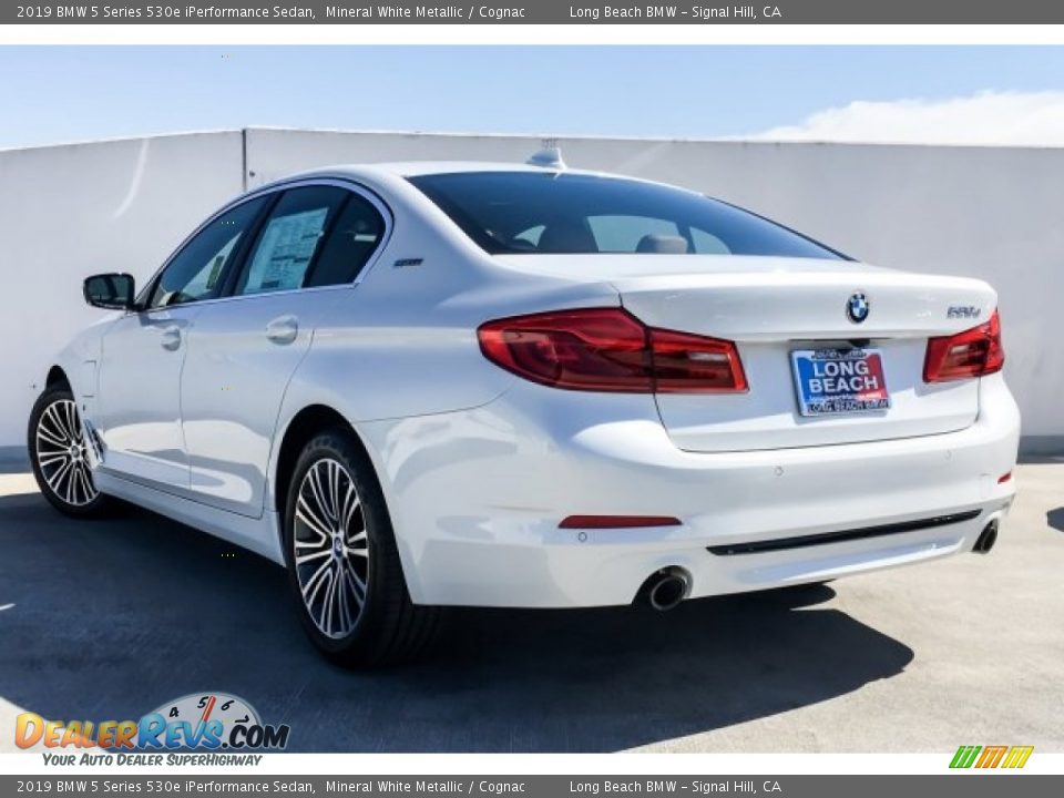 2019 BMW 5 Series 530e iPerformance Sedan Mineral White Metallic / Cognac Photo #2