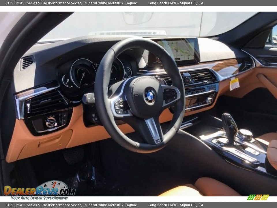 2019 BMW 5 Series 530e iPerformance Sedan Mineral White Metallic / Cognac Photo #4