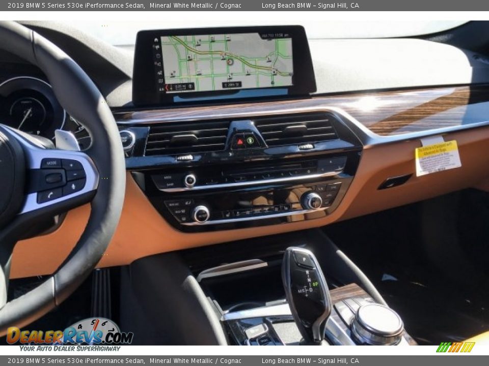 2019 BMW 5 Series 530e iPerformance Sedan Mineral White Metallic / Cognac Photo #6