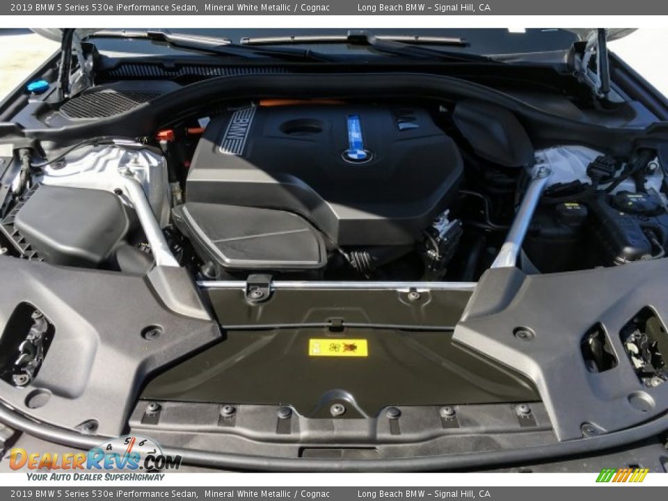 2019 BMW 5 Series 530e iPerformance Sedan Mineral White Metallic / Cognac Photo #8