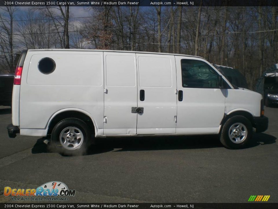 2004 Chevrolet Express 1500 Cargo Van Summit White / Medium Dark Pewter Photo #8