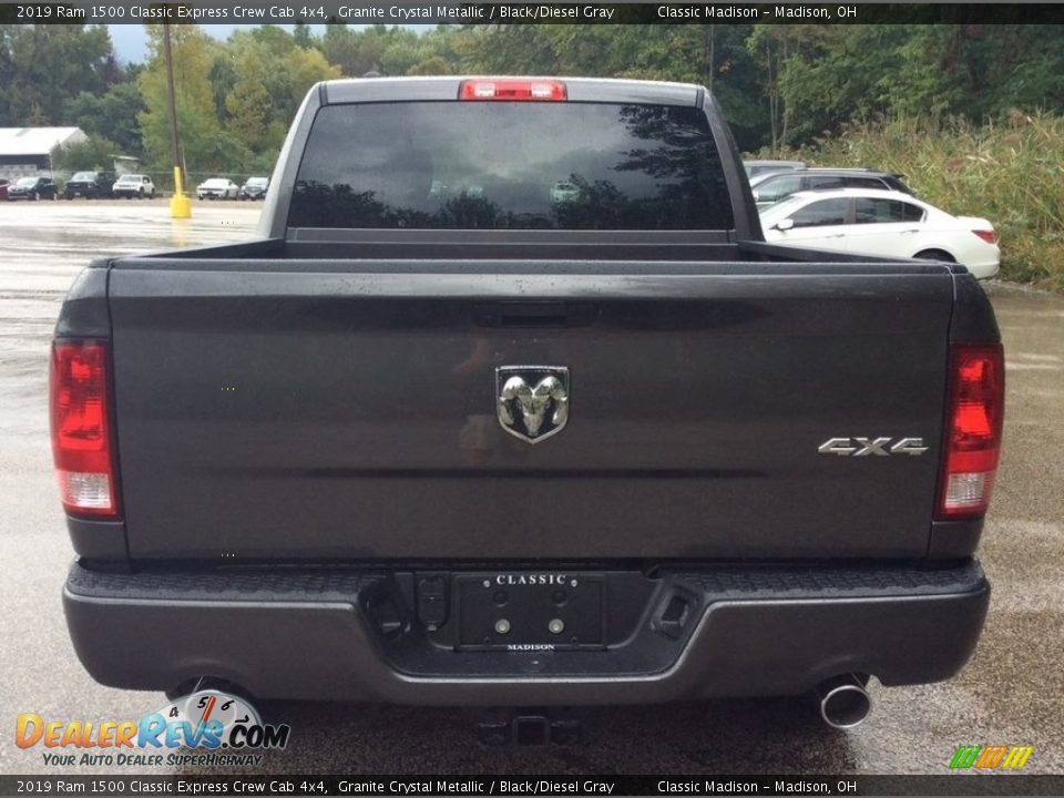 2019 Ram 1500 Classic Express Crew Cab 4x4 Granite Crystal Metallic / Black/Diesel Gray Photo #5
