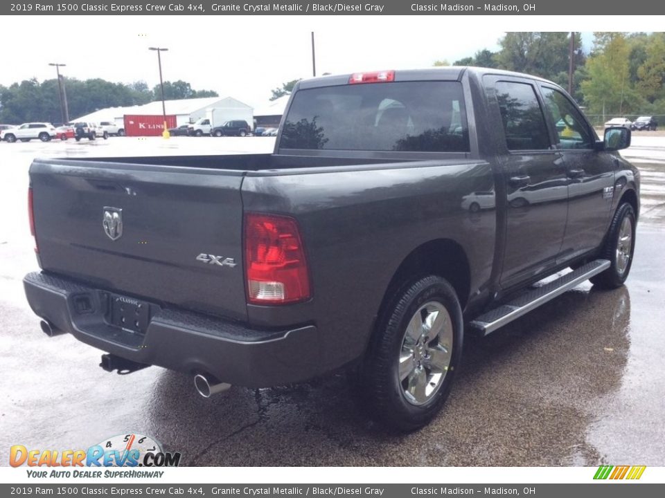 2019 Ram 1500 Classic Express Crew Cab 4x4 Granite Crystal Metallic / Black/Diesel Gray Photo #6