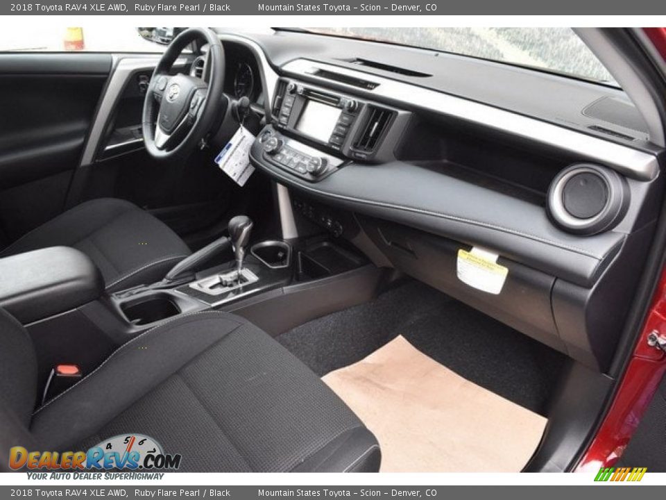 2018 Toyota RAV4 XLE AWD Ruby Flare Pearl / Black Photo #11