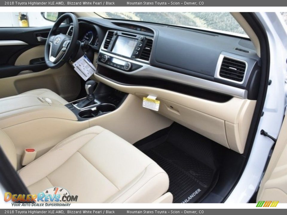 2018 Toyota Highlander XLE AWD Blizzard White Pearl / Black Photo #11