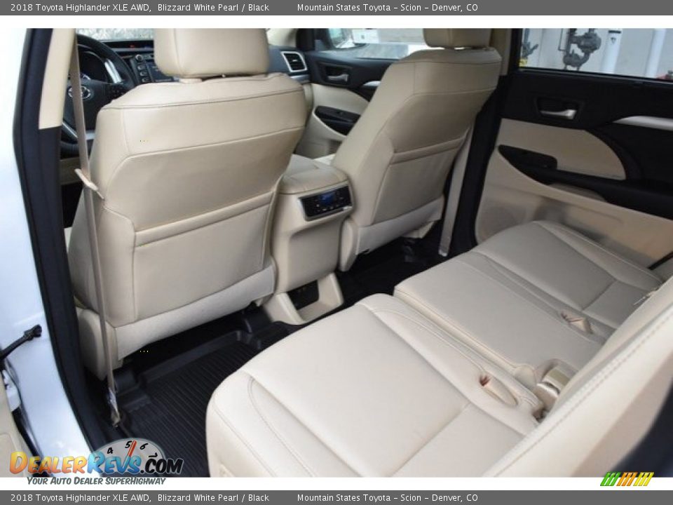 2018 Toyota Highlander XLE AWD Blizzard White Pearl / Black Photo #14