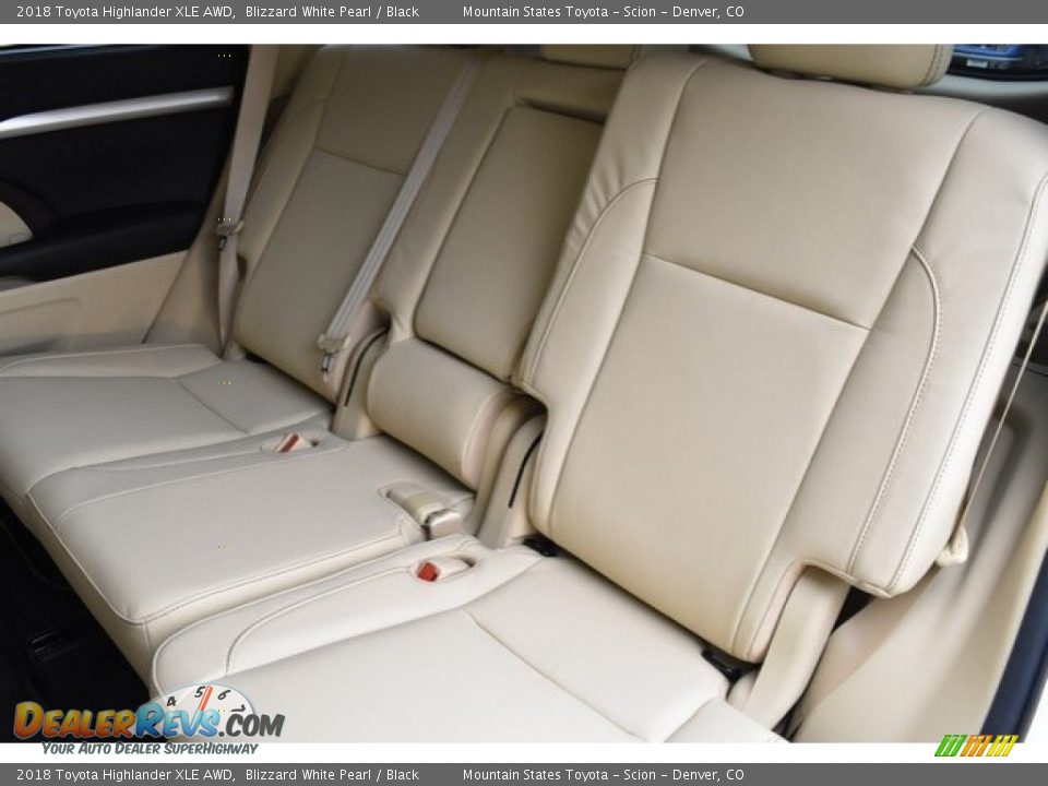 2018 Toyota Highlander XLE AWD Blizzard White Pearl / Black Photo #16