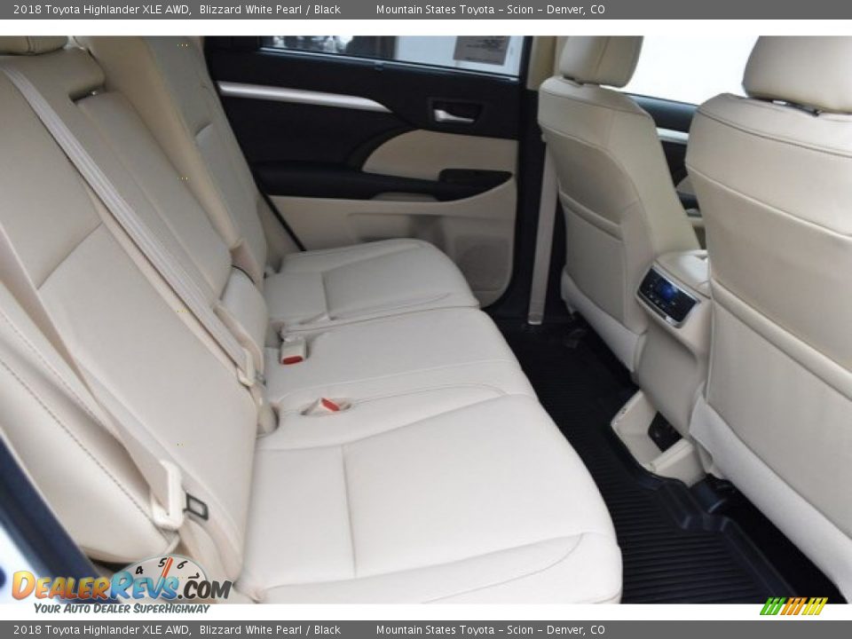 2018 Toyota Highlander XLE AWD Blizzard White Pearl / Black Photo #19