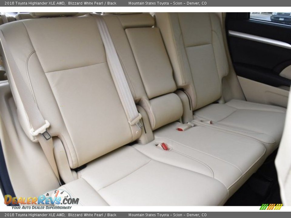 2018 Toyota Highlander XLE AWD Blizzard White Pearl / Black Photo #20