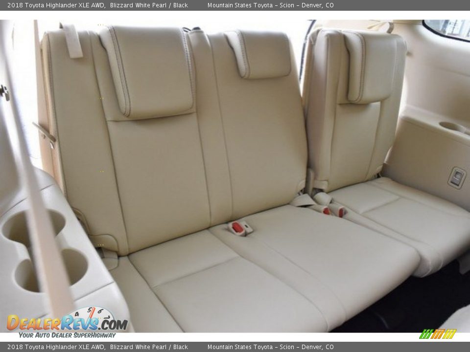 2018 Toyota Highlander XLE AWD Blizzard White Pearl / Black Photo #21
