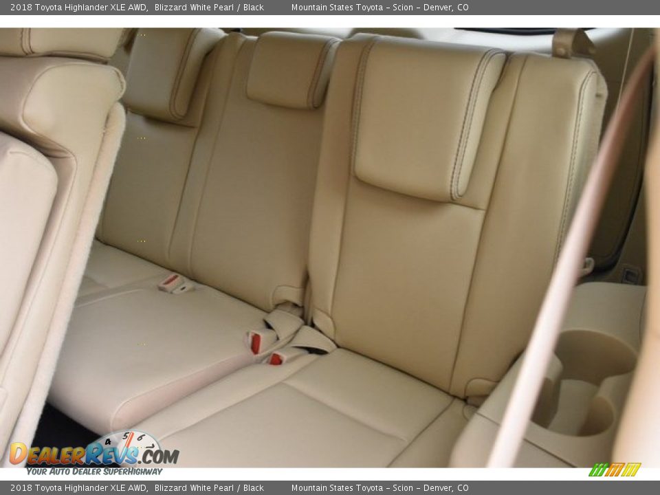 2018 Toyota Highlander XLE AWD Blizzard White Pearl / Black Photo #22