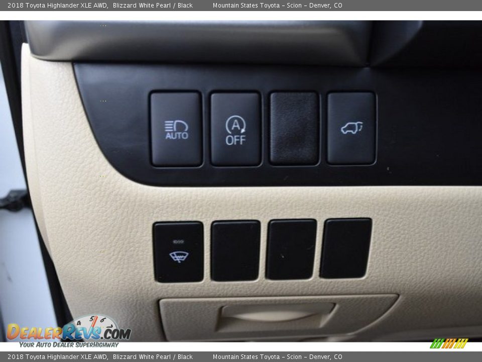 2018 Toyota Highlander XLE AWD Blizzard White Pearl / Black Photo #28