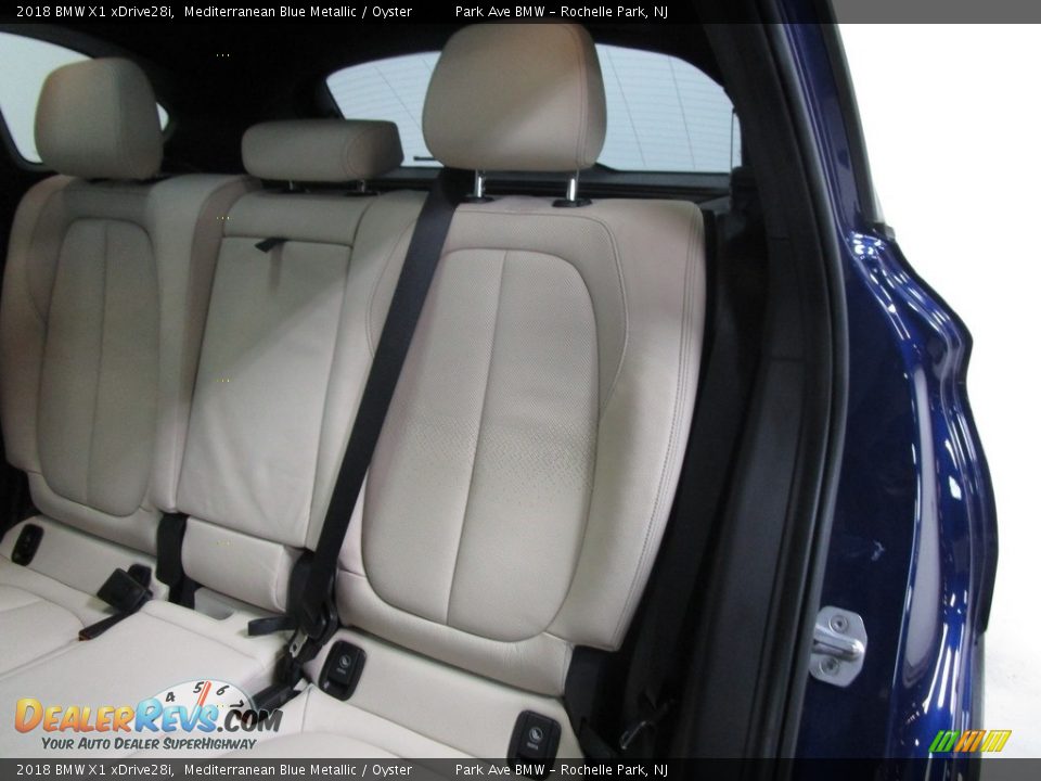 2018 BMW X1 xDrive28i Mediterranean Blue Metallic / Oyster Photo #12
