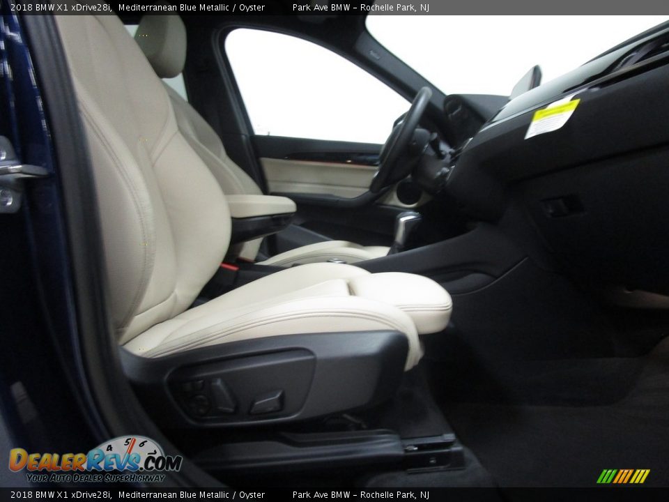 2018 BMW X1 xDrive28i Mediterranean Blue Metallic / Oyster Photo #16