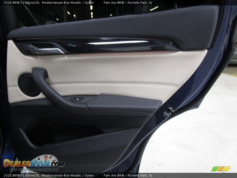2018 BMW X1 xDrive28i Mediterranean Blue Metallic / Oyster Photo #17