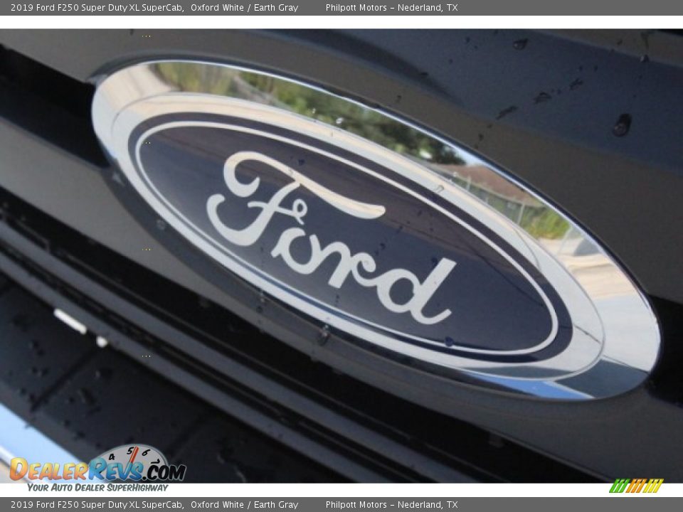 2019 Ford F250 Super Duty XL SuperCab Oxford White / Earth Gray Photo #4