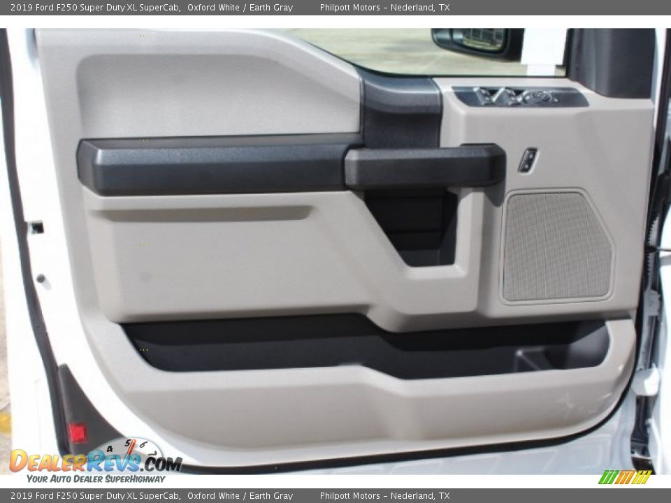 2019 Ford F250 Super Duty XL SuperCab Oxford White / Earth Gray Photo #12