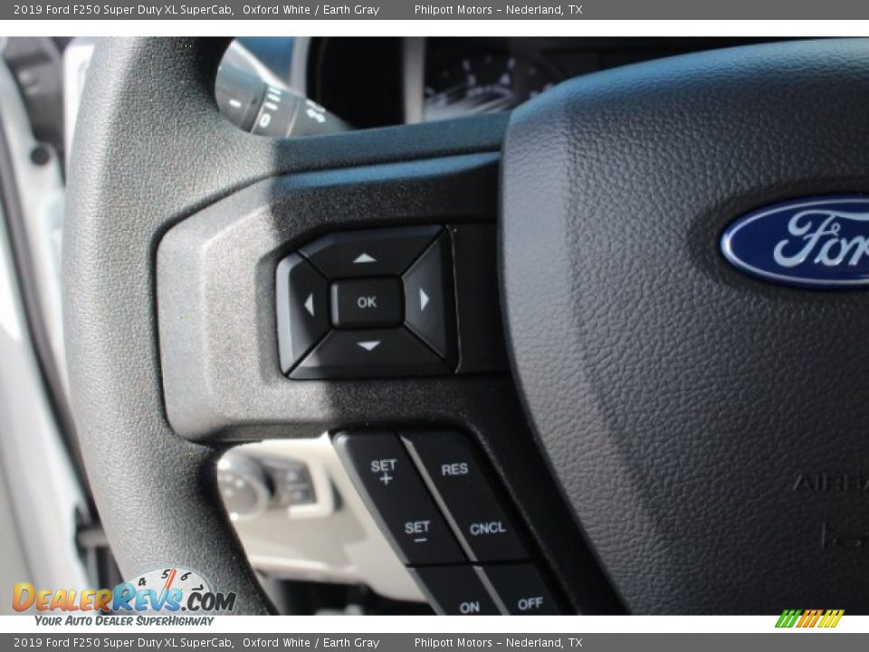 2019 Ford F250 Super Duty XL SuperCab Oxford White / Earth Gray Photo #17
