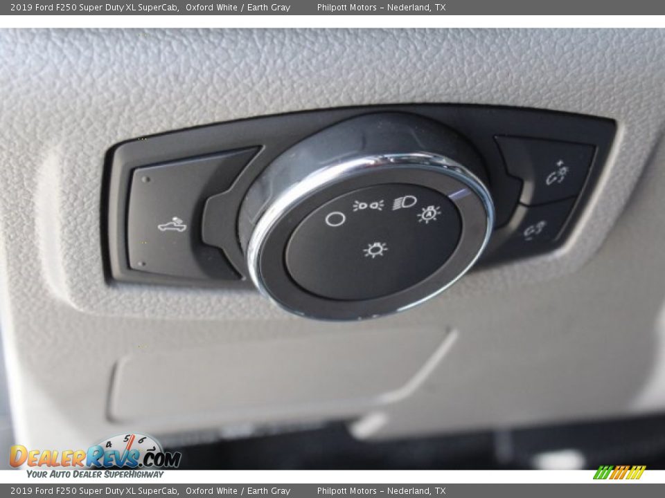 2019 Ford F250 Super Duty XL SuperCab Oxford White / Earth Gray Photo #20